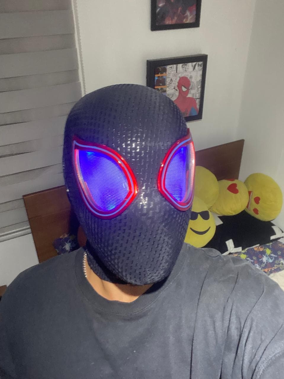 Máscara Miles Morales PRO 6